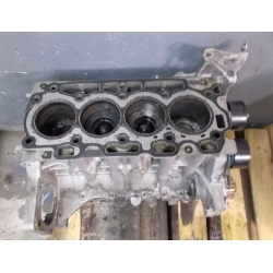 VOLVO V40 S60 V50 1.6 D2 114KM - BLOK SILNIKA
