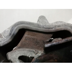 VOLVO V60 S60 14-18 D4 PODUSZKA SILNIKA 31330138